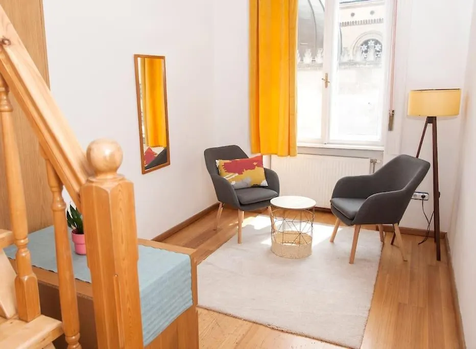 Central Nest Apartment Synagogue Budapest